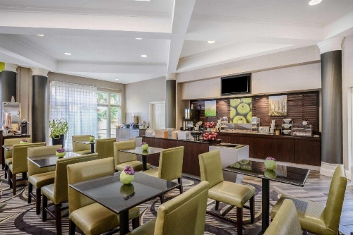 La Quinta Inn & Suites by Wyndham Myrtle Beach Broadway Area image 22