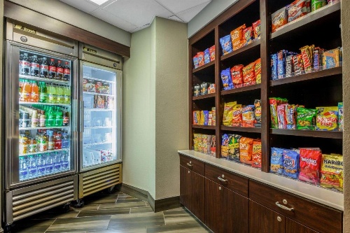 La Quinta Inn & Suites by Wyndham Myrtle Beach Broadway Area image 25